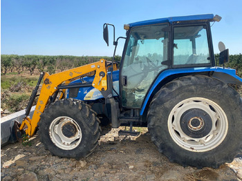 Traktor NEW HOLLAND TL