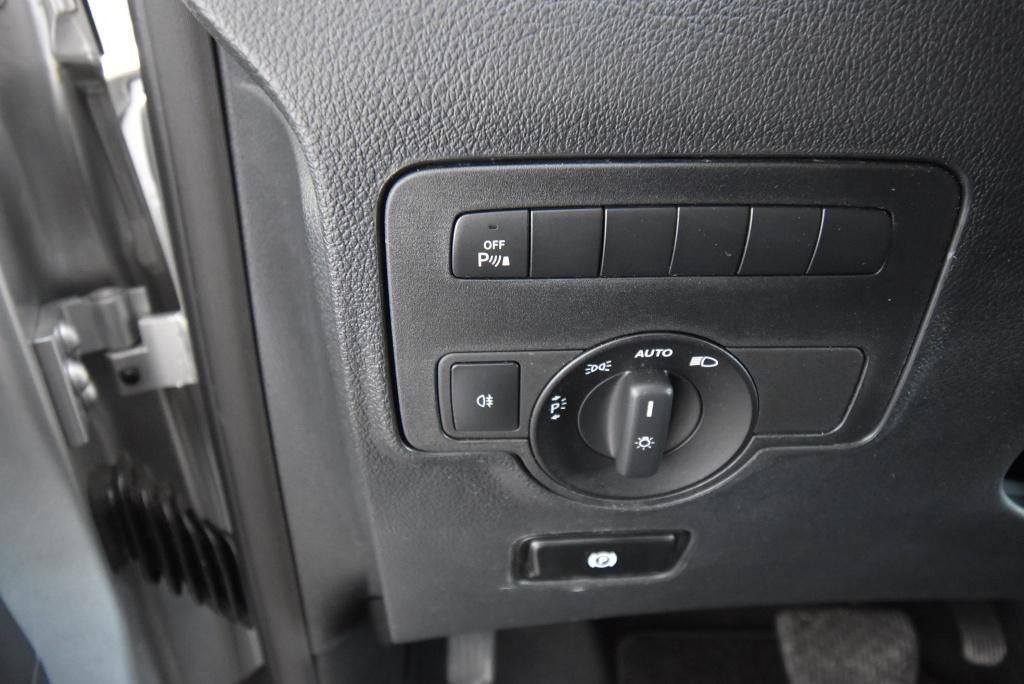 Minibus, Furgon pasagjerësh Mercedes-Benz Vito 119 CDI Tourer lang Select AHK LED 8-Sitzer: foto 10
