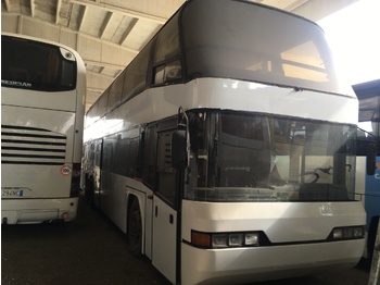 Autobus me kabinë të dyfishtë NEOPLAN Skyliner: foto 1