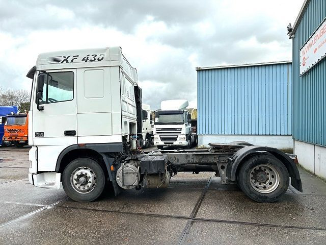 Gjysmë-kamion DAF 95.430 XF SPACECAB (EURO 3 / ZF16 MANUAL GEARBOX / ZF-INTARDER / AIRCONDITIONING): foto 6