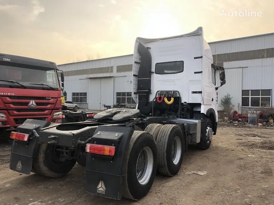 Gjysmë-kamion HOWO A7 tractor unit Sinotruck 6x4 drive 10 wheels: foto 3