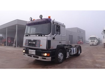 Gjysmë-kamion MAN 19.403 (F2000 / 6 CYLINDER ENGINE WITH ZF-GEARBOX): foto 1