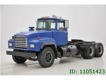 Mack RD 690 S - 6x4 - Gjysmë-kamion
