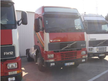 Gjysmë-kamion VOLVO FH D12C 420: foto 1