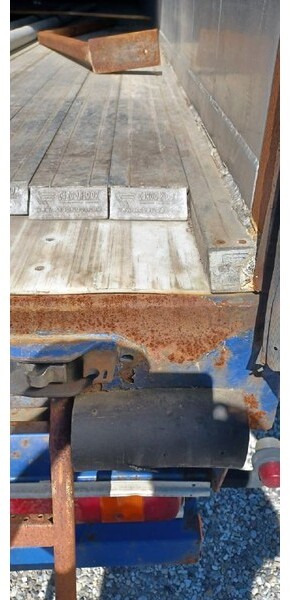 Gjysmë rimorkio me bazament të lëvizshëm për transportimin e materialeve rifuxho HRD Walking Floor  4 axle  92 M3: foto 10