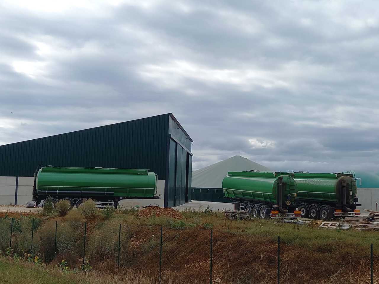 Gjysmë rimorkio me bot për transportimin e kimikateve i ri NURSAN Slurry Tanker: foto 13