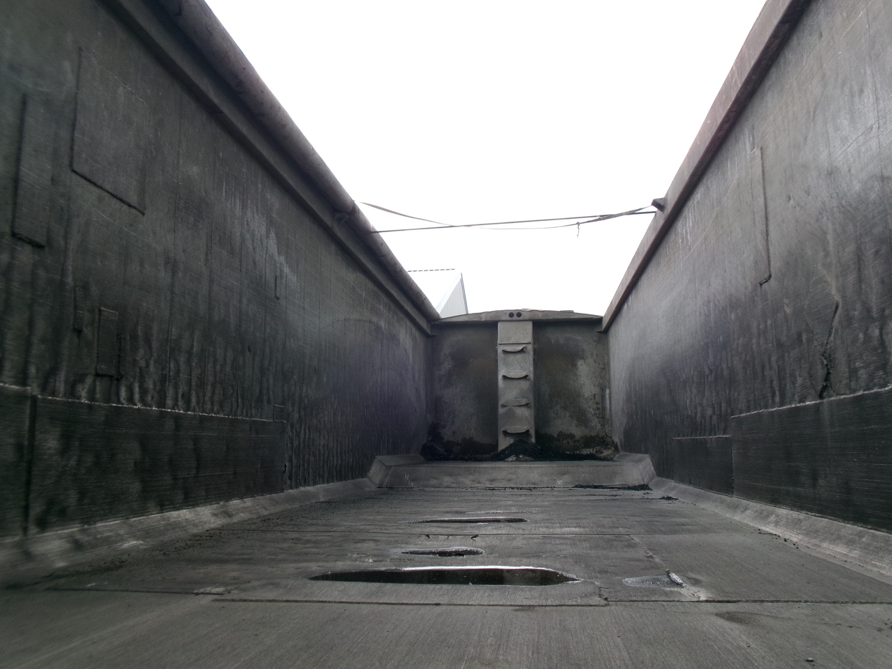 Gjysmë rimorkio vetëshkarkuese Wilcox Tipper trailer alu 52 m3 + tarpaulin: foto 5