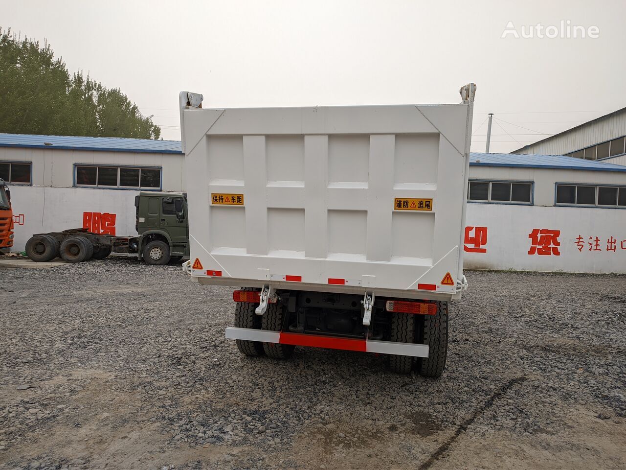 Kamion vetëshkarkues HOWO China dumper Sinotruk Shacman tipper lorry 6x4 drive: foto 5