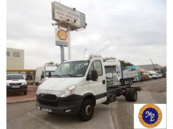 Kamion kabinë-shasi Iveco Daily 70C21: foto 1