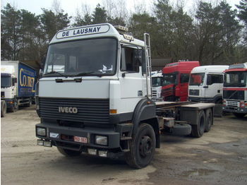 Iveco 240 E 32 6x2 - Kamion kabinë-shasi