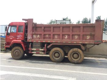 HOWO 375 - Kamion vetëshkarkues