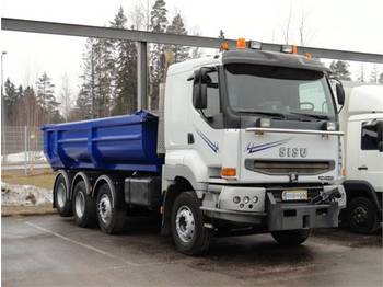 Sisu Sisu E11 8x2 + 3-aks letkukasettikärry - Kamion vetëshkarkues