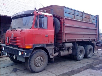  TATRA T815 - Kamion vetëshkarkues
