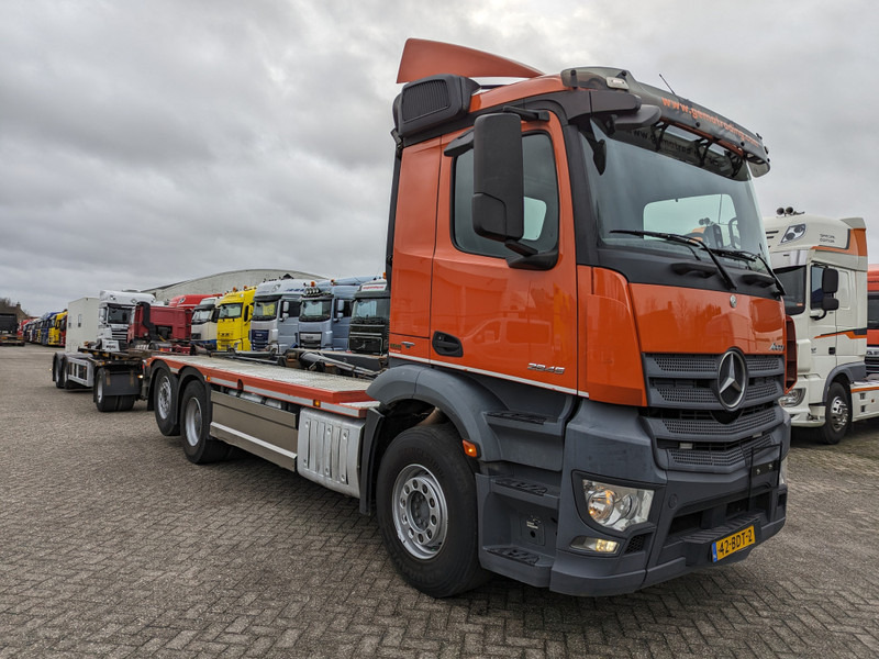 Kamion vetëngarkues Mercedes-Benz Antos 2845 6x2 Daycab Euro6 - Haakarm 21T - Lift-As - Vangmuil (V677): foto 3