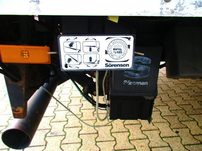 Kamion vagonetë Mercedes-Benz Atego 815 4x2 Umweltplakette gelb/Radio: foto 10