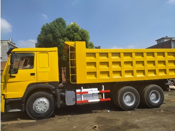 Kamion vetëshkarkues për transportimin e makinerive të rënda SINOTRUK Howo Dump truck 371: foto 1
