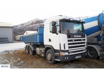 Kamion vetëshkarkues Scania 144G: foto 1