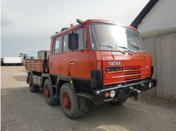 Autotransportues Tatra 815: foto 1