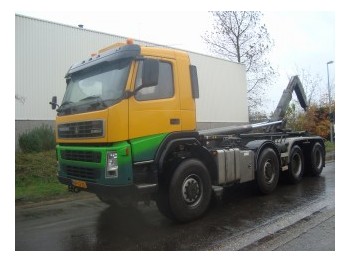 Transportjer kontejnerësh/ Kamion me karroceri të çmontueshme Terberg FM2000-T 8X8: foto 1