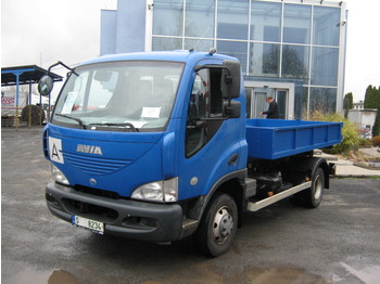  AVIA D100 4x2Abrollkipper - Transportjer kontejnerësh/ Kamion me karroceri të çmontueshme