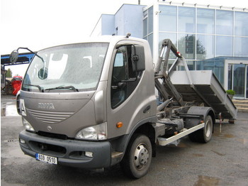  AVIA D90-160 Abrollkipper - Transportjer kontejnerësh/ Kamion me karroceri të çmontueshme