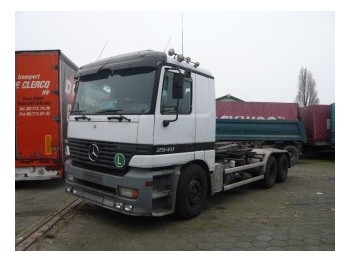 Mercedes-Benz 2540 - Transportjer kontejnerësh/ Kamion me karroceri të çmontueshme