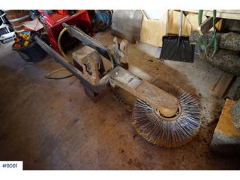 Fshesë për Ekskavator Diggit 550 cable broom for excavator: foto 1