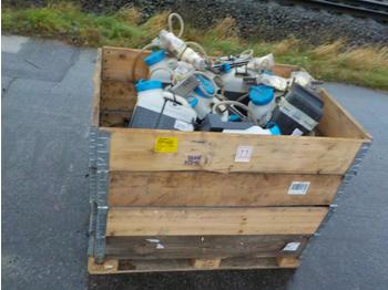  Unused Box of Water Spreaders to suit Bomag - Kokë