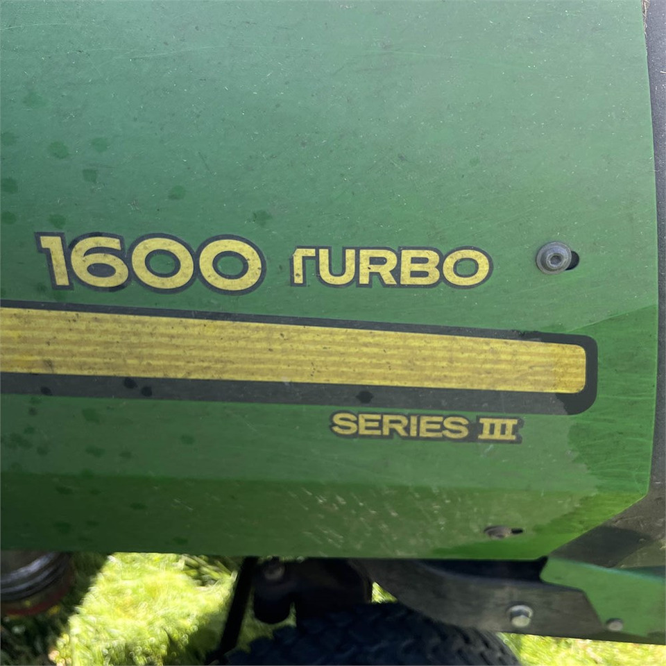 Korrëse bari i kopshtit John Deere 1600 Turbo serie 3: foto 26