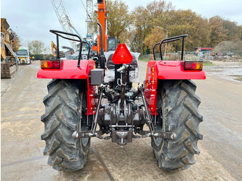 Traktor i ri Massey Ferguson 245 DI 4WD 46HP - New / Unused: foto 3