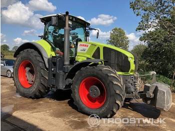 Claas Axion 920 - Traktor