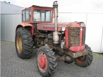 Massey Ferguson 974 - Traktor
