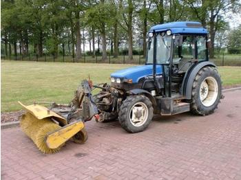 New Holland TN75N 4x4 - Traktor