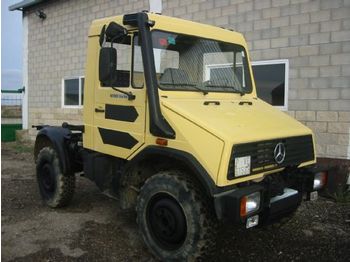 Unimog U90 - Makineri bujqësore