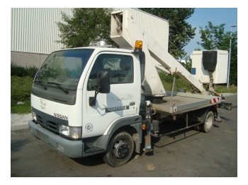Nissan Cabstar - Platformë ajrore