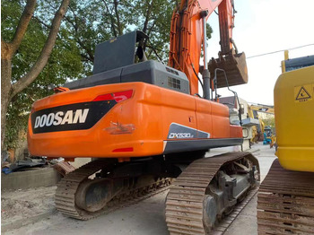 Used DOOSAN DX530LC-5 good quality and strong power welcome to inquire - Ekskavator: foto 1
