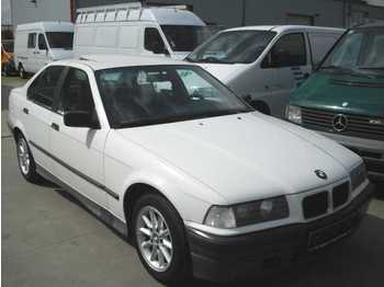 BMW 320i - Veturë