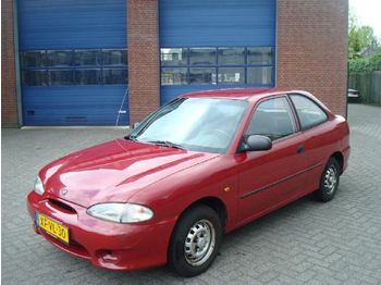 Hyundai EXCEL 1.3I - Veturë