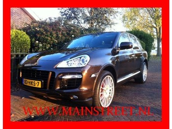 Porsche Cayenne 4.8 Turbo Aut **ABSOLUT FULL OPTION** - Veturë