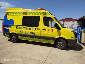 VOLKSWAGEN CRAFTER AMBULACIA SVA - Ambulancë