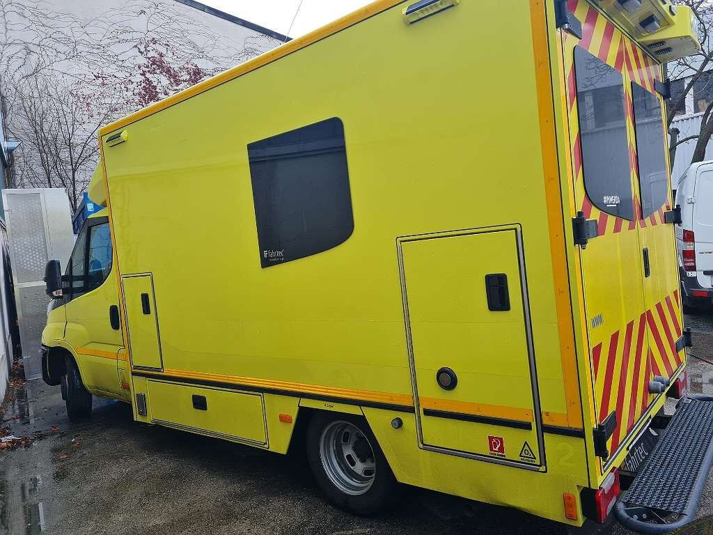 Ambulancë IVECO Daily 50C21 Ambulance: foto 4