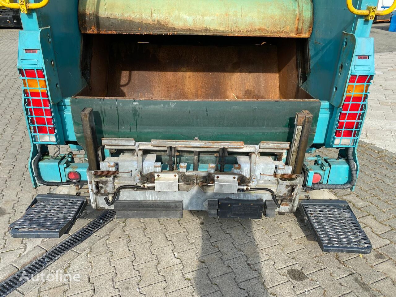 Kamion mbeturinash IVECO Stralis 260S36, E5, Ochsner Faun 6x2 - 3Axes From Switzerland: foto 29