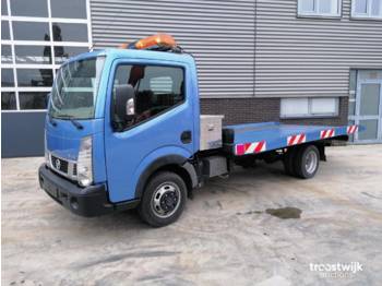 Nissan Cabstar NT400 car transporter / ambulance - Karrotrec