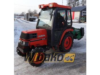 Kubota ST-30 - Traktor komunal