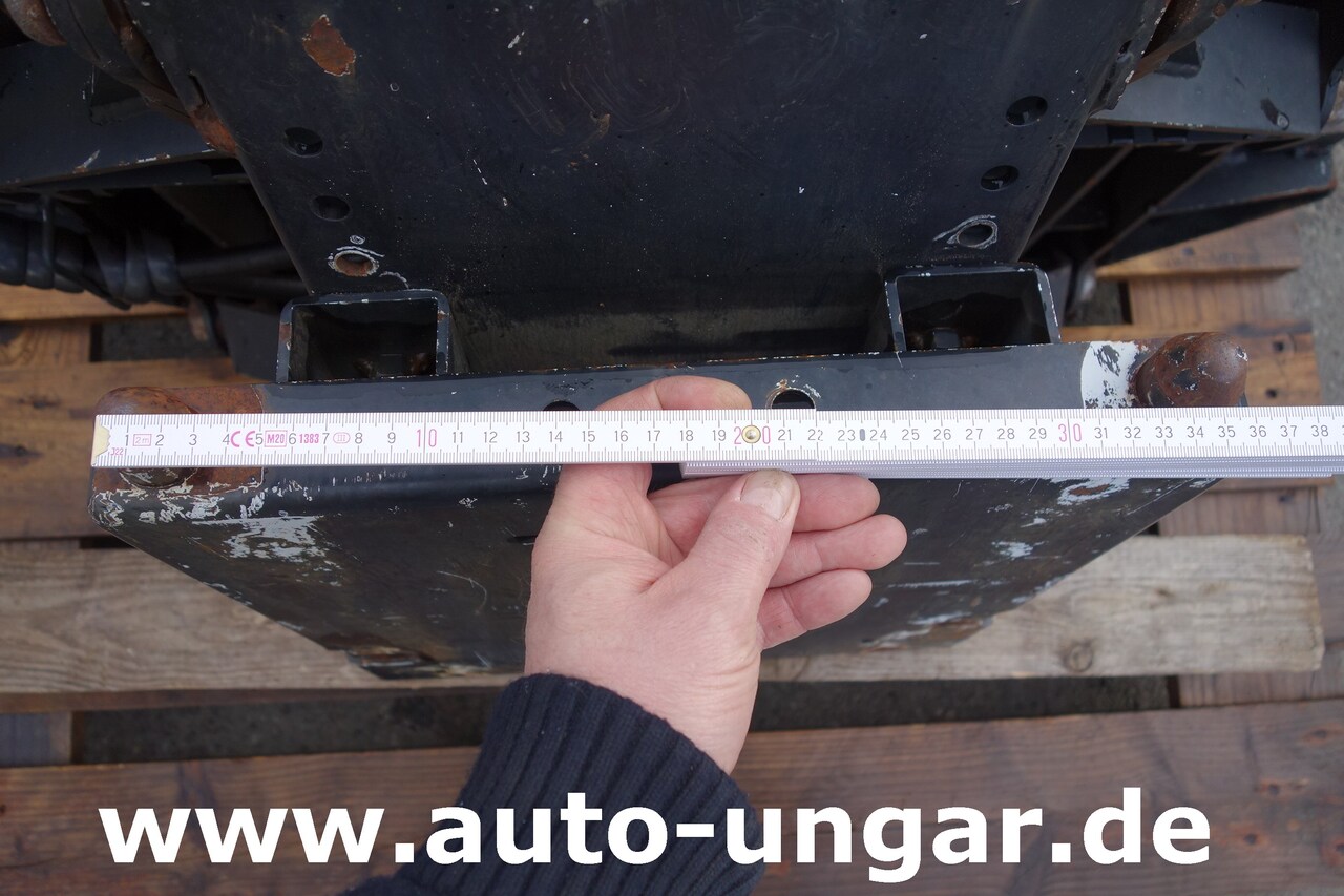 Traktor komunal Unimog Multicar Frontanbau Adapterplatte Frontkraftheber Unimog-Multicar: foto 13