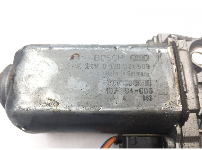 Maniveli i dritares së motorit Bosch 4-series 124 (01.95-12.04): foto 3