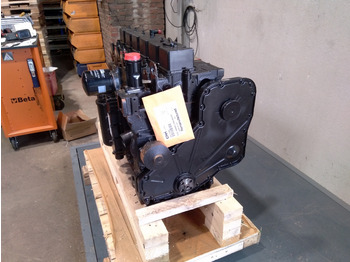 Motori dhe pjesë këmbimi për Makineri ndërtimi Cnh AR174398 -: foto 2
