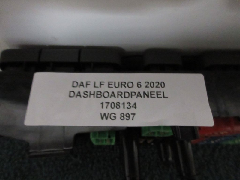 Paneli i aparateve për Kamioni DAF LF 1708134 DASHBOARDPANEEL EURO 6: foto 2