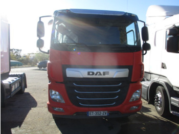 Gjysmë-kamion DAF CF 450