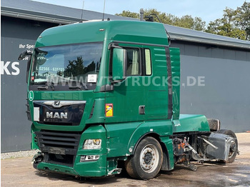 Gjysmë-kamion MAN TGX 18.460